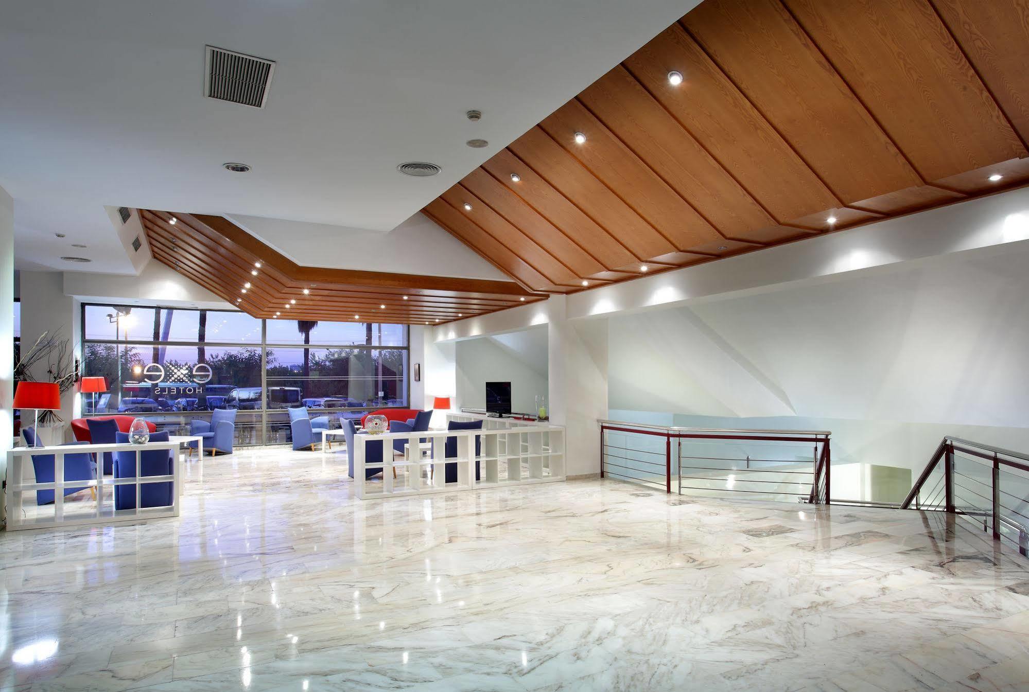 Hotel Exe Isla Cartuja 4*