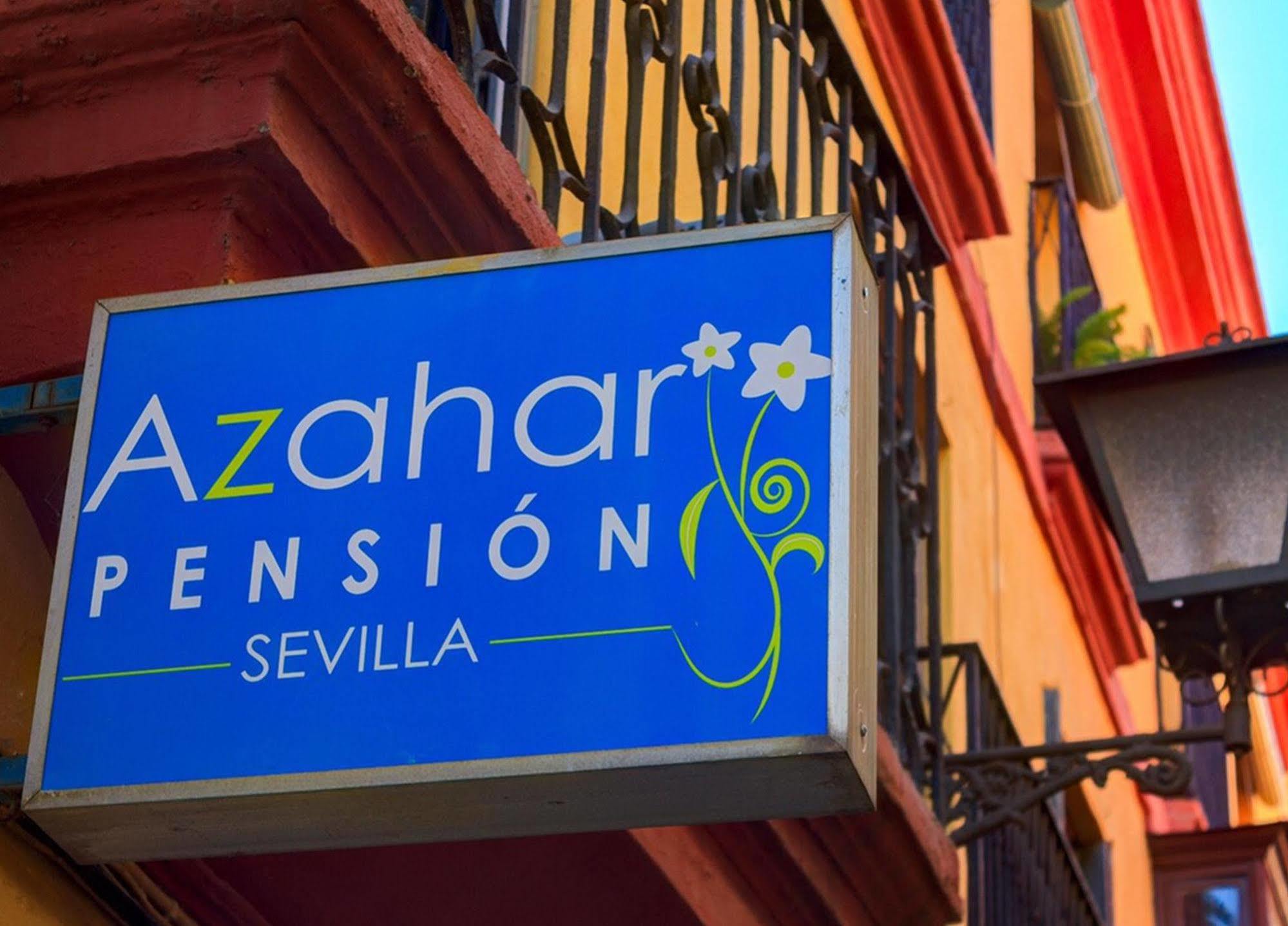 Guest house Azahar Seville