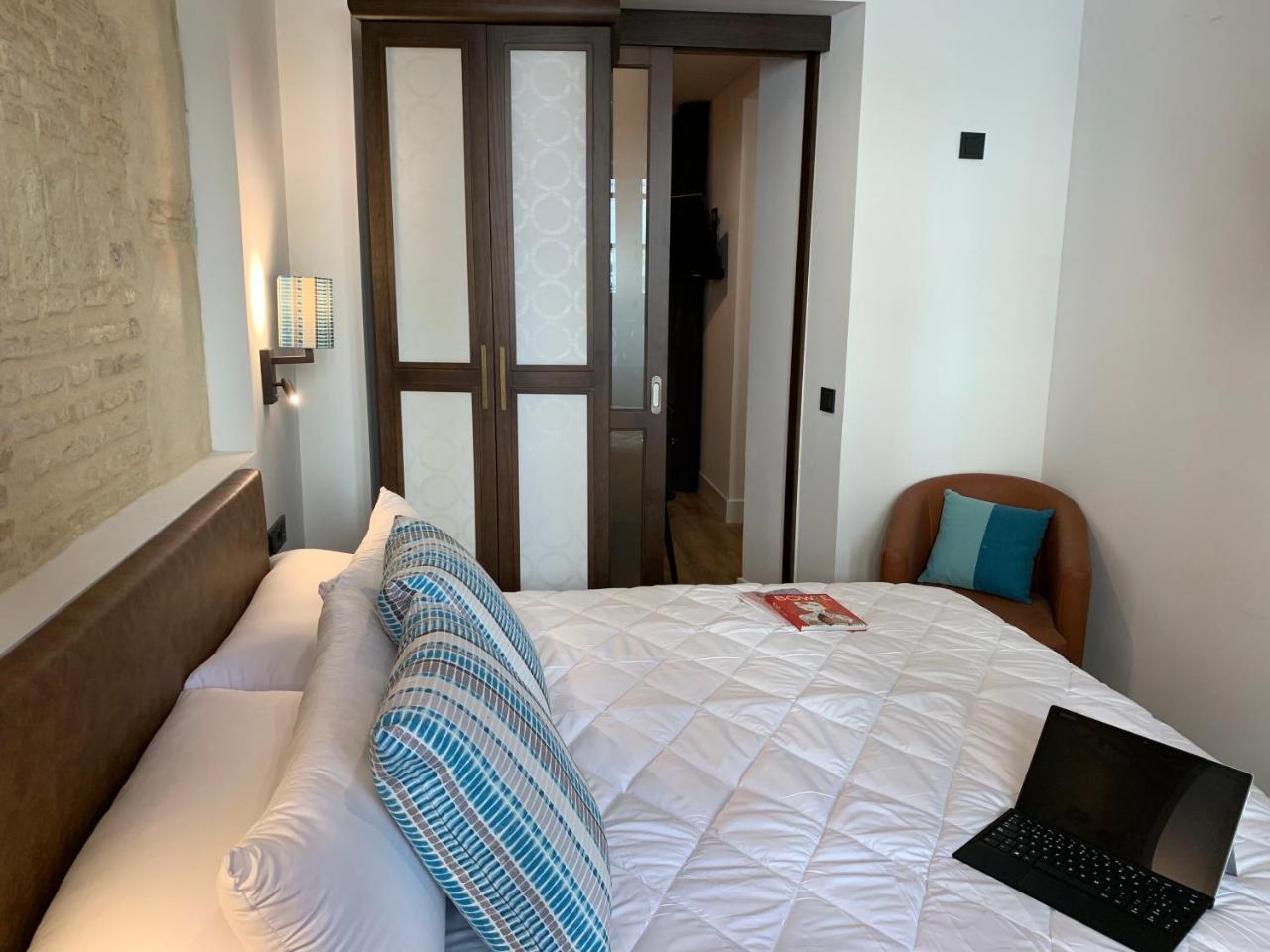 Aparthotel Behap Centro Historico *