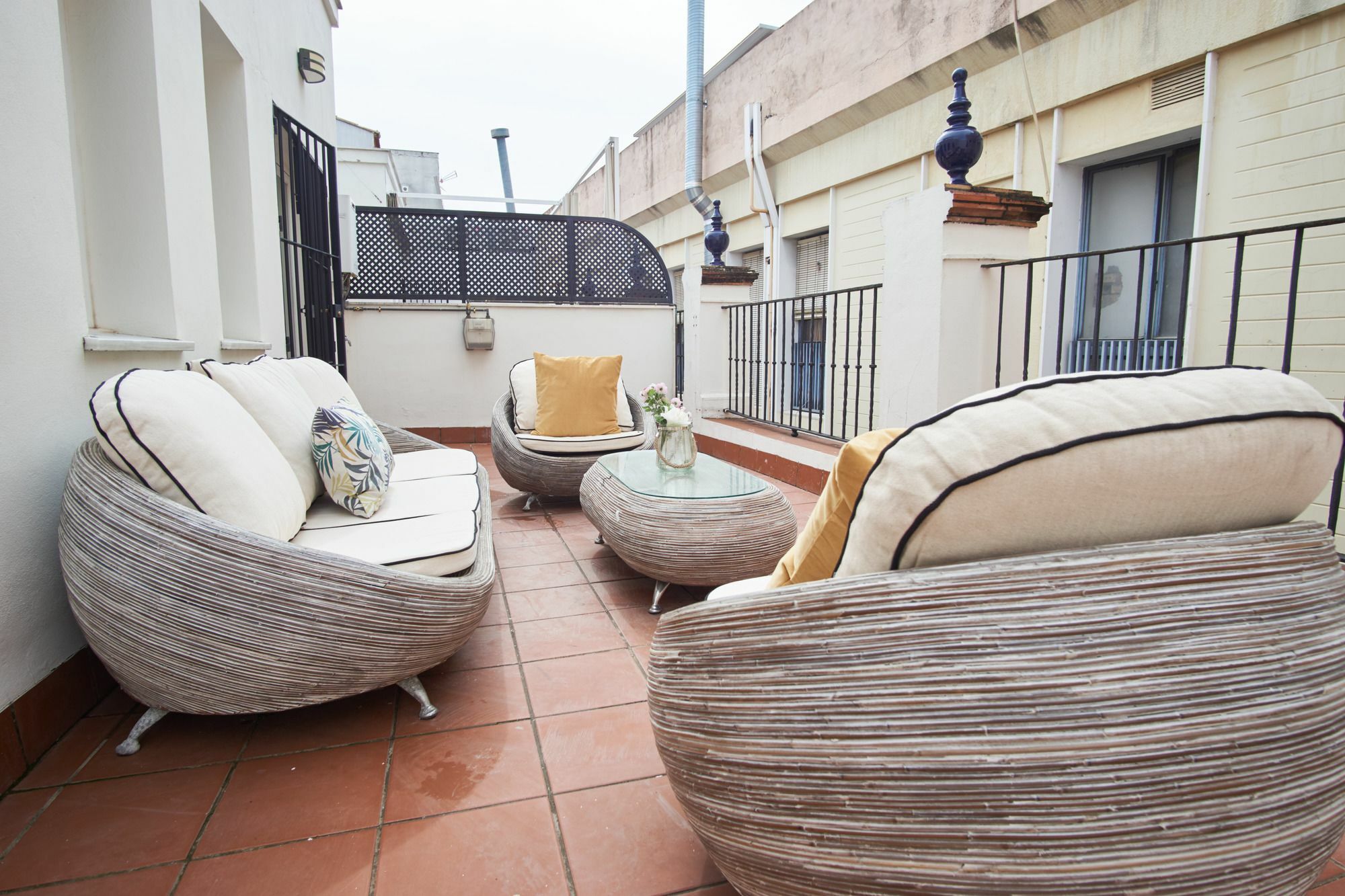 Coqueto Duplex En Zona Alfalfa Seville