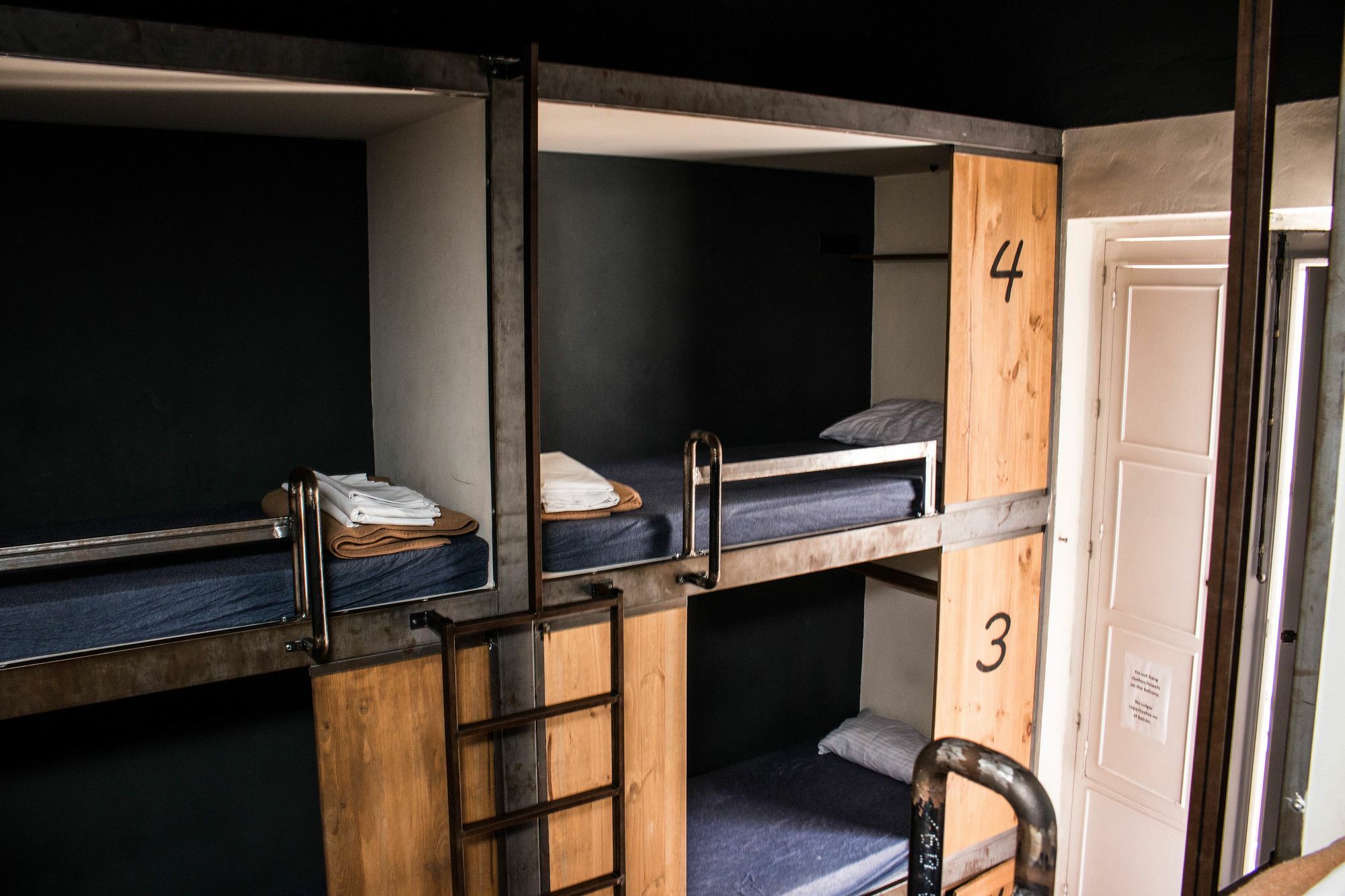 Hostal Black Swan Sevilla