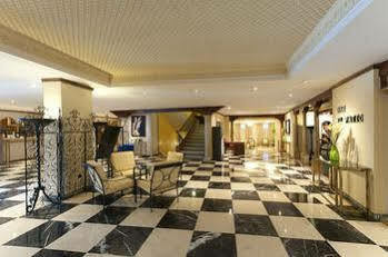 Hotel Tryp Macarena 4*