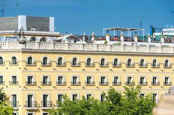 Tryp Macarena Hotel 4*