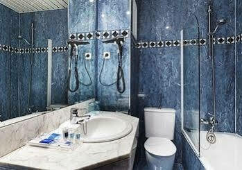 Tryp Macarena 4* Sevilla