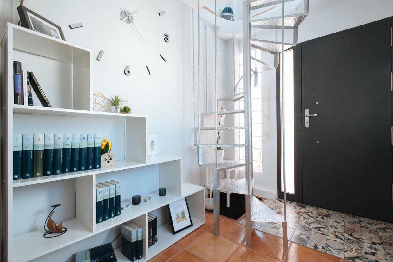Cozy Attic With Terrace- 1bd 1bth- San Vicente Apartamento Sevilla