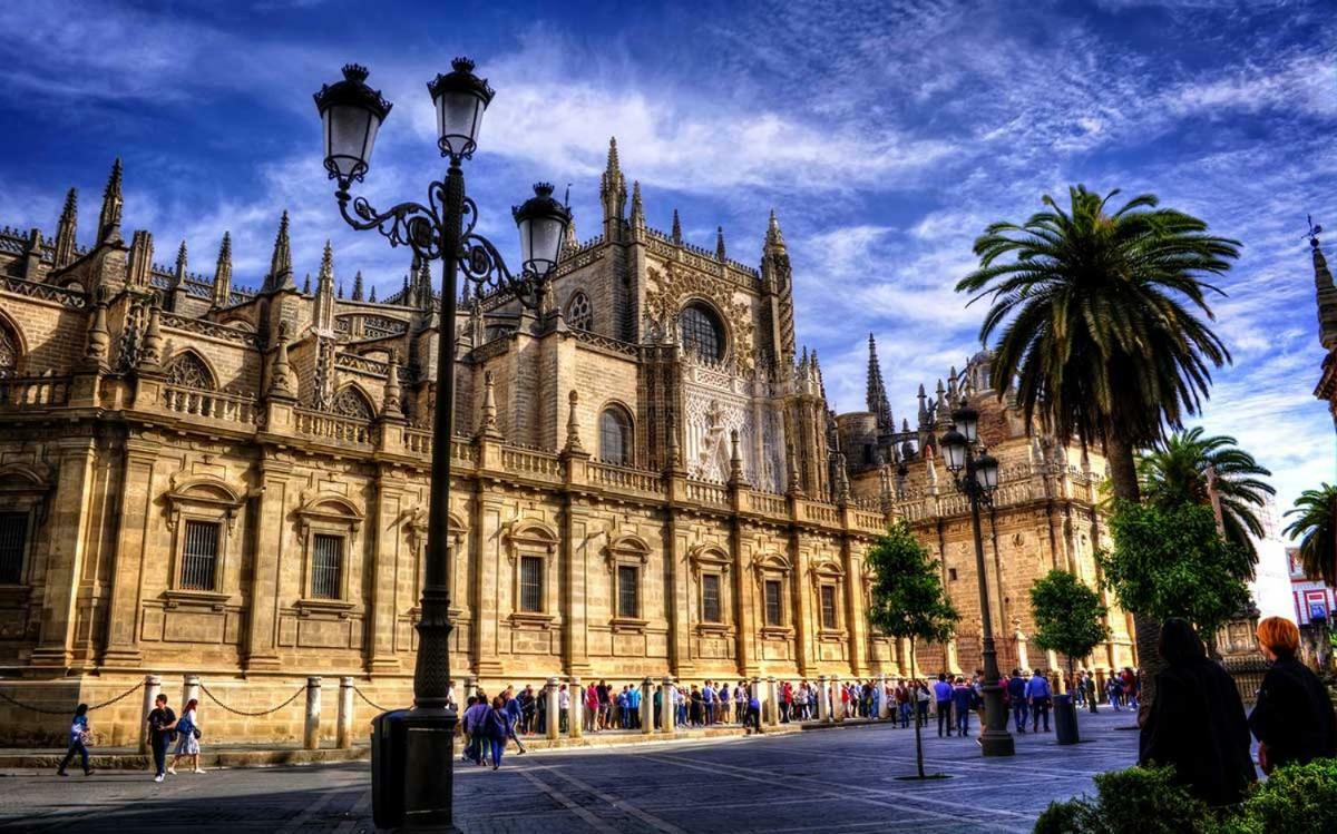 Idilico Atico En Triana-3bd+1bth * Seville