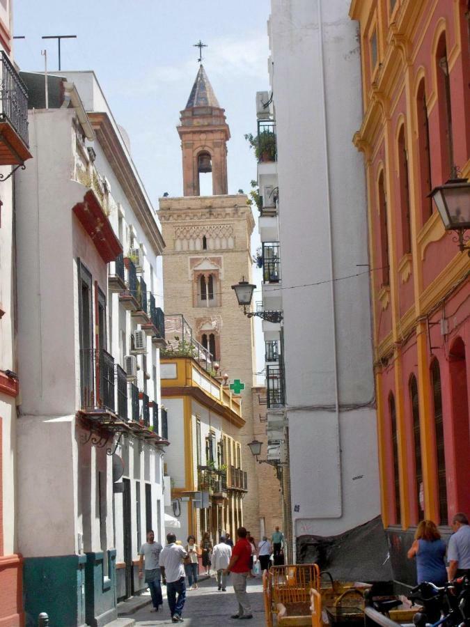 Hospederia Luna De San Marcos. Seville