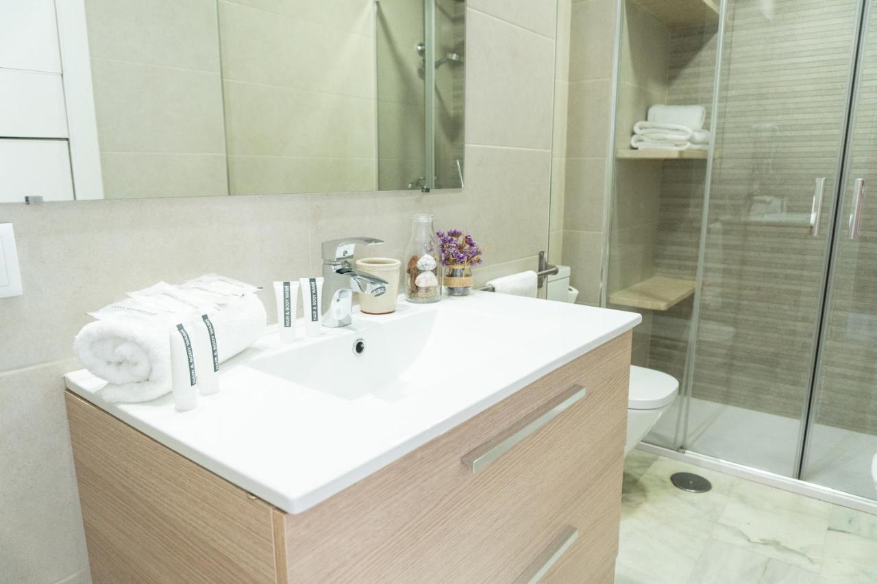 Muy Centrico Apto. En Tipico Patio Sevillano Apartment Seville