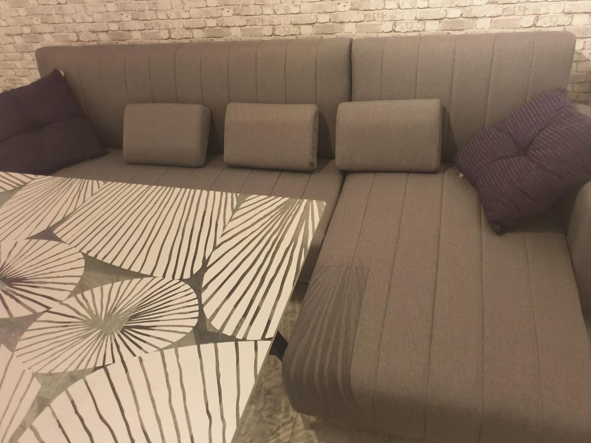 Dona Lola Corner Apartment