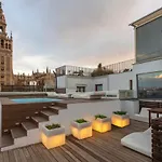 Giralda Sevilla Apartment