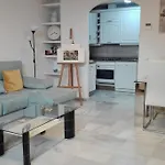 1 Minute From Cathedral. Feel The Heart Of Seville