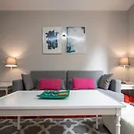 Maravilloso Apart. Tranquilo, Luminoso Y Centrico. A/A-Wifi