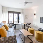 Salado Triana Suites By Valcambre