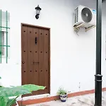 Corral De La Alameda