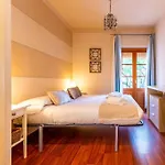 Justino Triana Suite By Valcambre