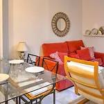 Apartamento En Plaza Anita