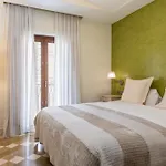 Magno Apartments Santo Tomas