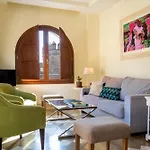 Magno Apartments Santo Tomas