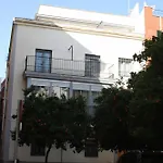 Apartamentos Turisticos La Encarnacion