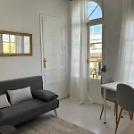 Wanderlust Apartments