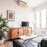 Precioso Estudio En San Julian Sevilla, Ac Wifi Hiniesta Estudio