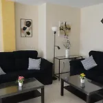 Triana Con Encanto Apto Amplio Y Comodo