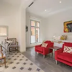 Aoa Maestranza Apartment
