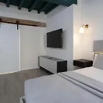Wonderful Apartments In Seville Oldtown