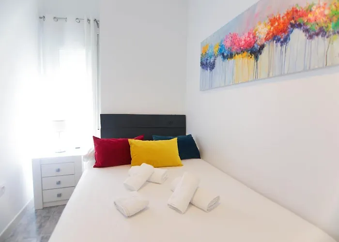 RentalSevilla Apartamento de 3 dormitorios en Triana