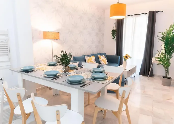 Downtown Apartment 3 Bedrooms 2 Bathrooms Wifi