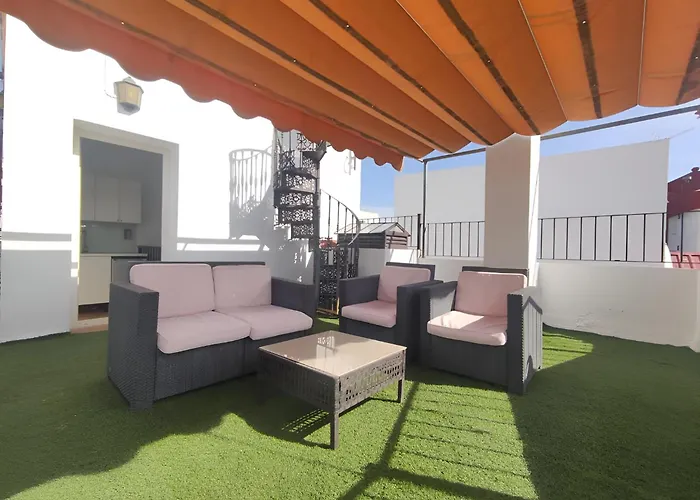 Plaza Espana Family House