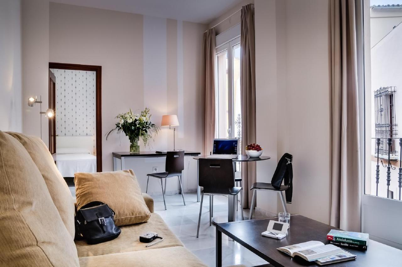 Cruces Apartment Seville