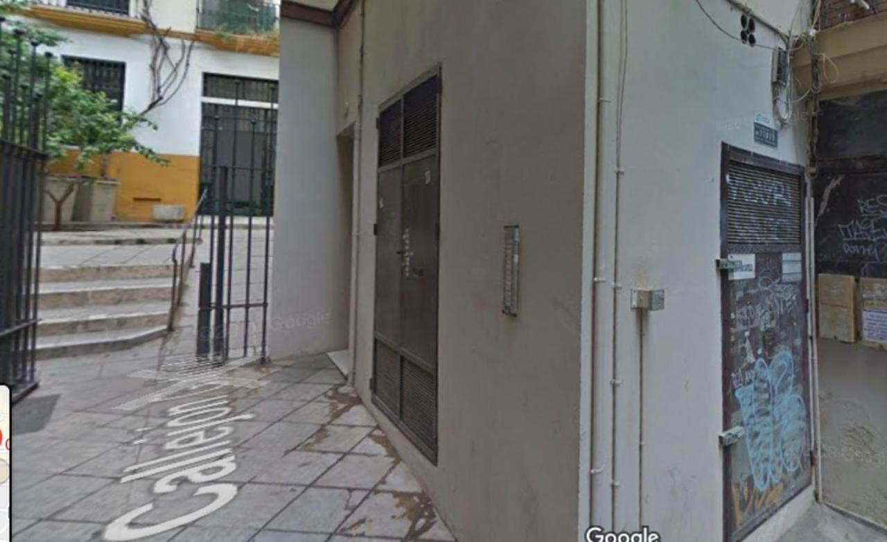 El Salvador * Seville