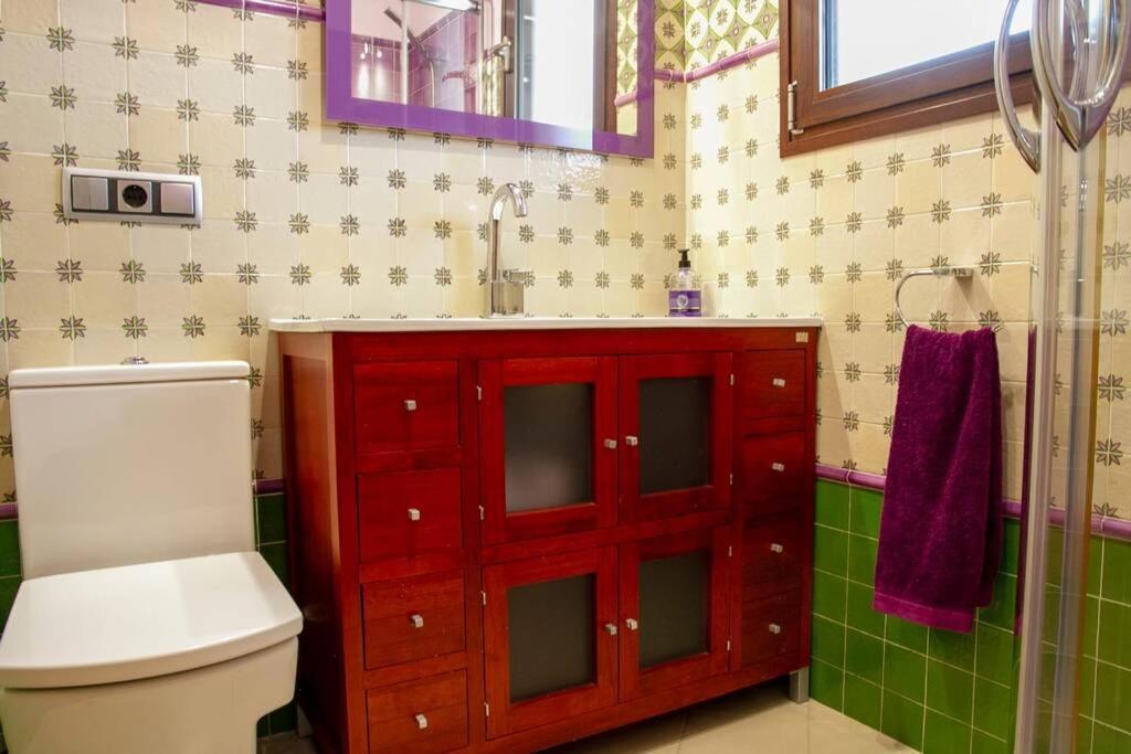 Atico En Triana - 2 Terrazas Privadas Con Parking *