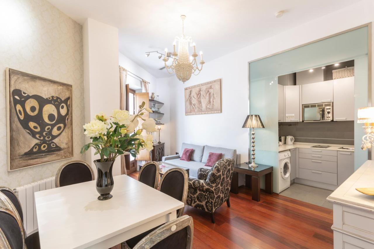 Apartamento Giralda *