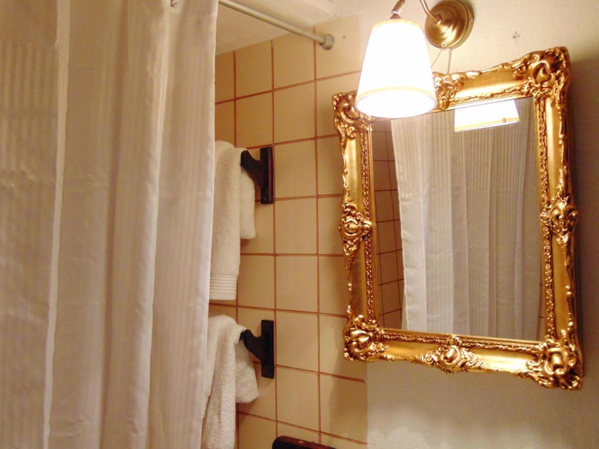 4 Bedrooms House With Enclosed Garden And Wifi At Sanlucar La Mayor Seville