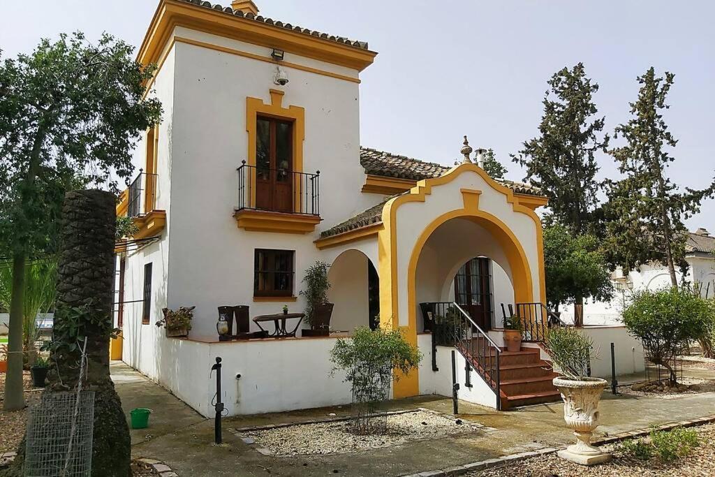 Cortijo San José * Sevilla