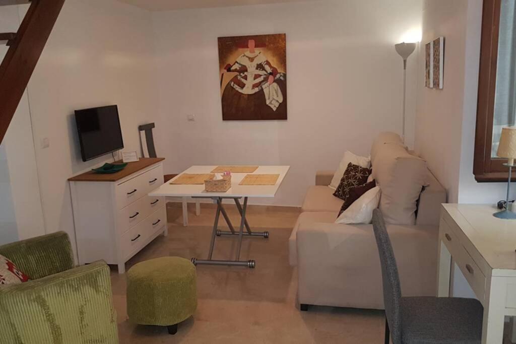 Loft Nuevo Y Con Encanto A Tres Mnt Catedral Aa Wifi *