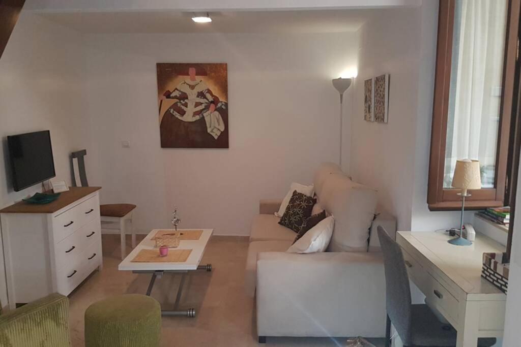 Apartment Loft Nuevo Y Con Encanto A Tres Mnt Catedral Aa Wifi