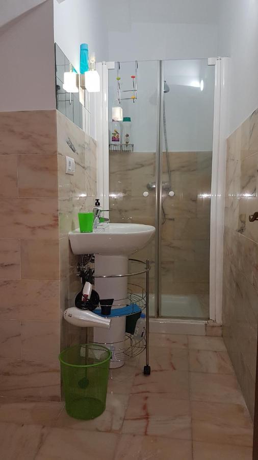 Loft Nuevo Y Con Encanto A Tres Mnt Catedral Aa Wifi * Seville