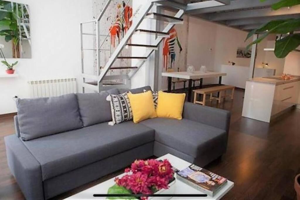 Apartment Lujoso Loft A 2min A Pie Del Casco Historico Seville