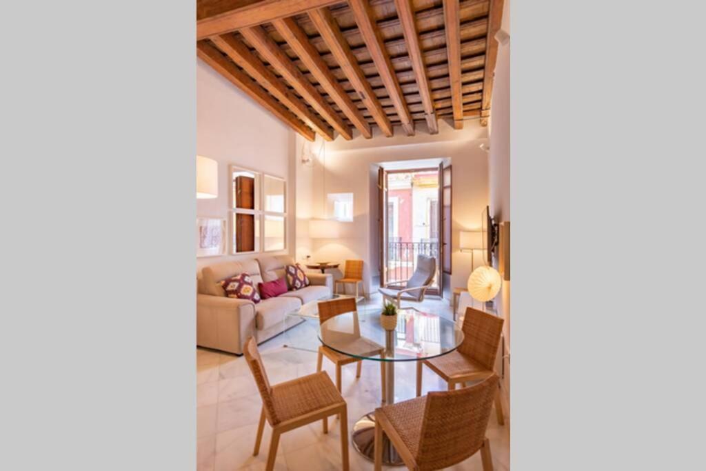 Apartment Hernando Colon Deluxe By Valcambre