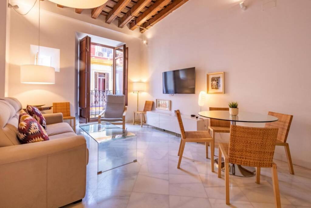 Apartment Hernando Colon Deluxe By Valcambre Seville