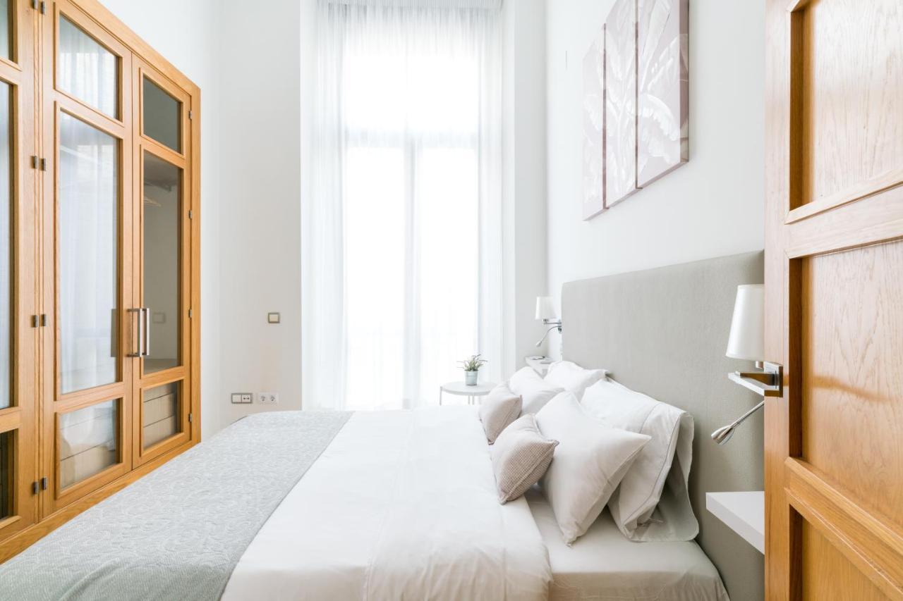 2e Stylish Bright Downtown Azofaifo Seville