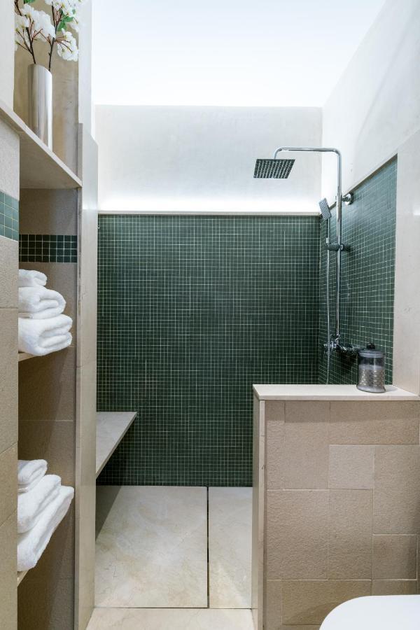 Apartment 2e Stylish Bright Downtown Azofaifo *