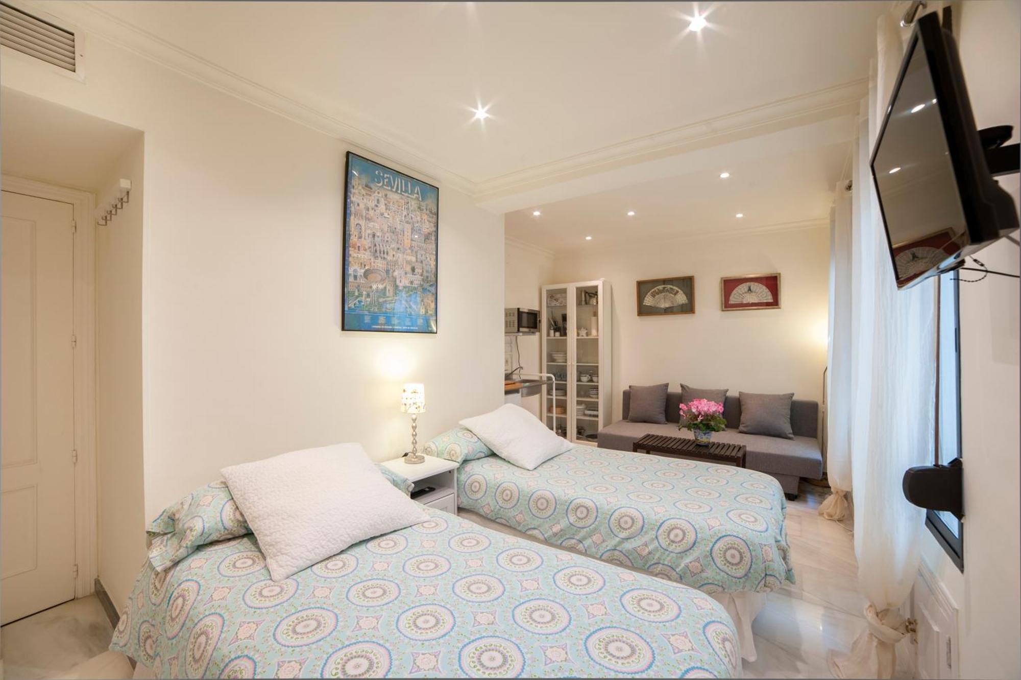 Habitación en casa particular Atanasio Barron Sevilla