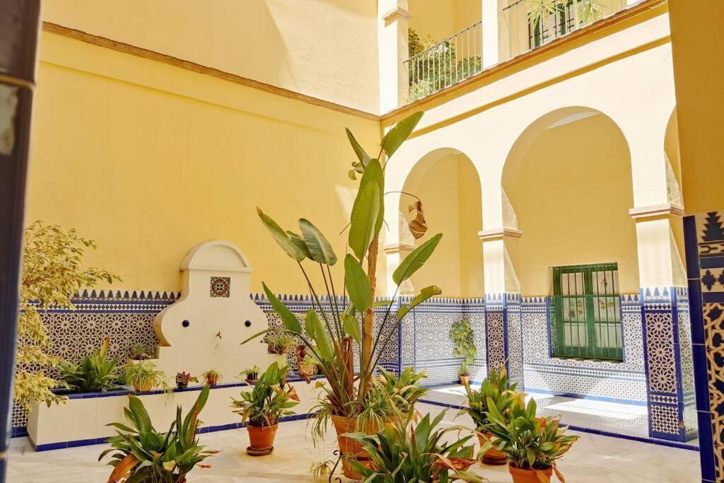 Apartment Homeyseville-duplex Con Terraza Santa Cruz 5 Pax, Parking Optional Seville