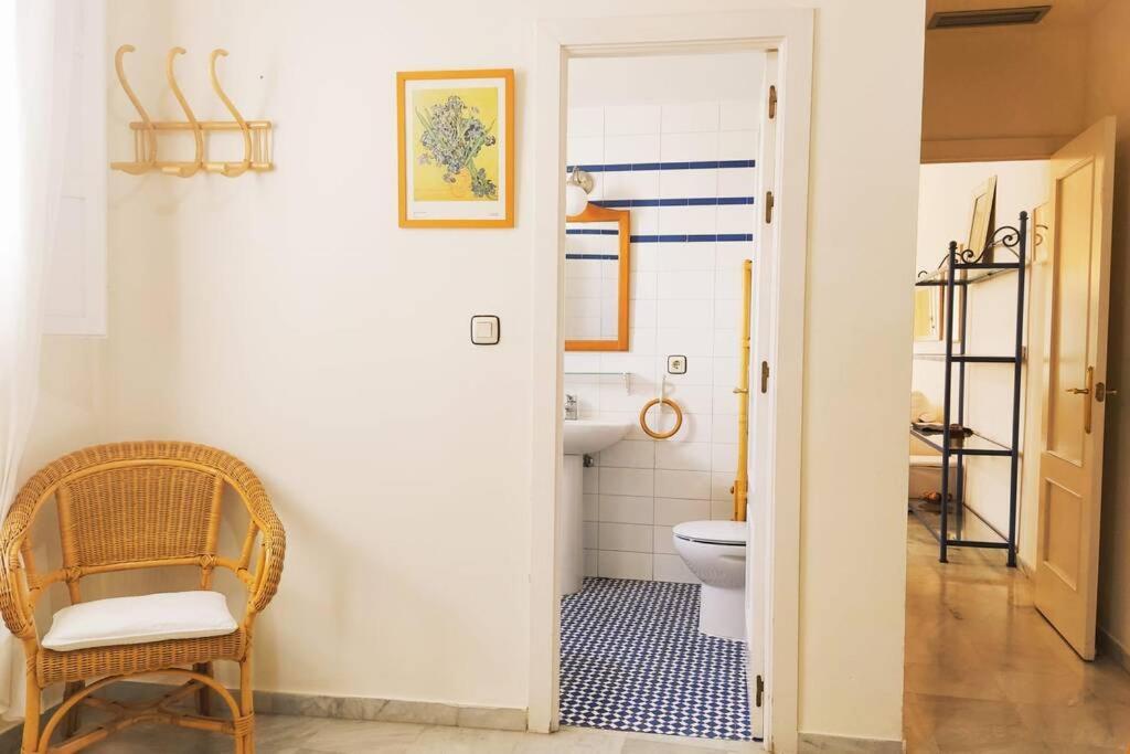 Homeyseville-duplex Con Terraza Santa Cruz 5 Pax, Parking Optional Apartment Seville