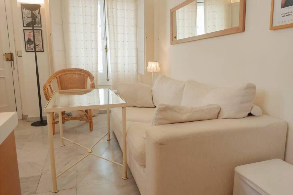 Homeyseville-duplex Con Terraza Santa Cruz 5 Pax, Parking Optional *