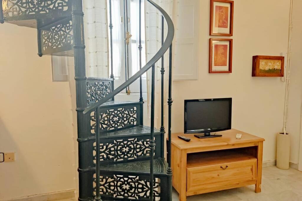 Homeyseville-duplex Con Terraza Santa Cruz 5 Pax, Parking Optional Apartment
